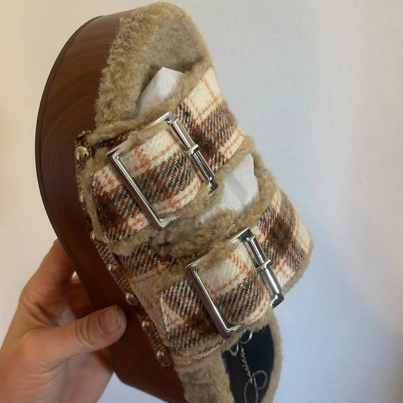 Jessica Simpson Cyriss Platform Wedge Sandal in Plaid With Buckle size 6 - Picture 9 of 9